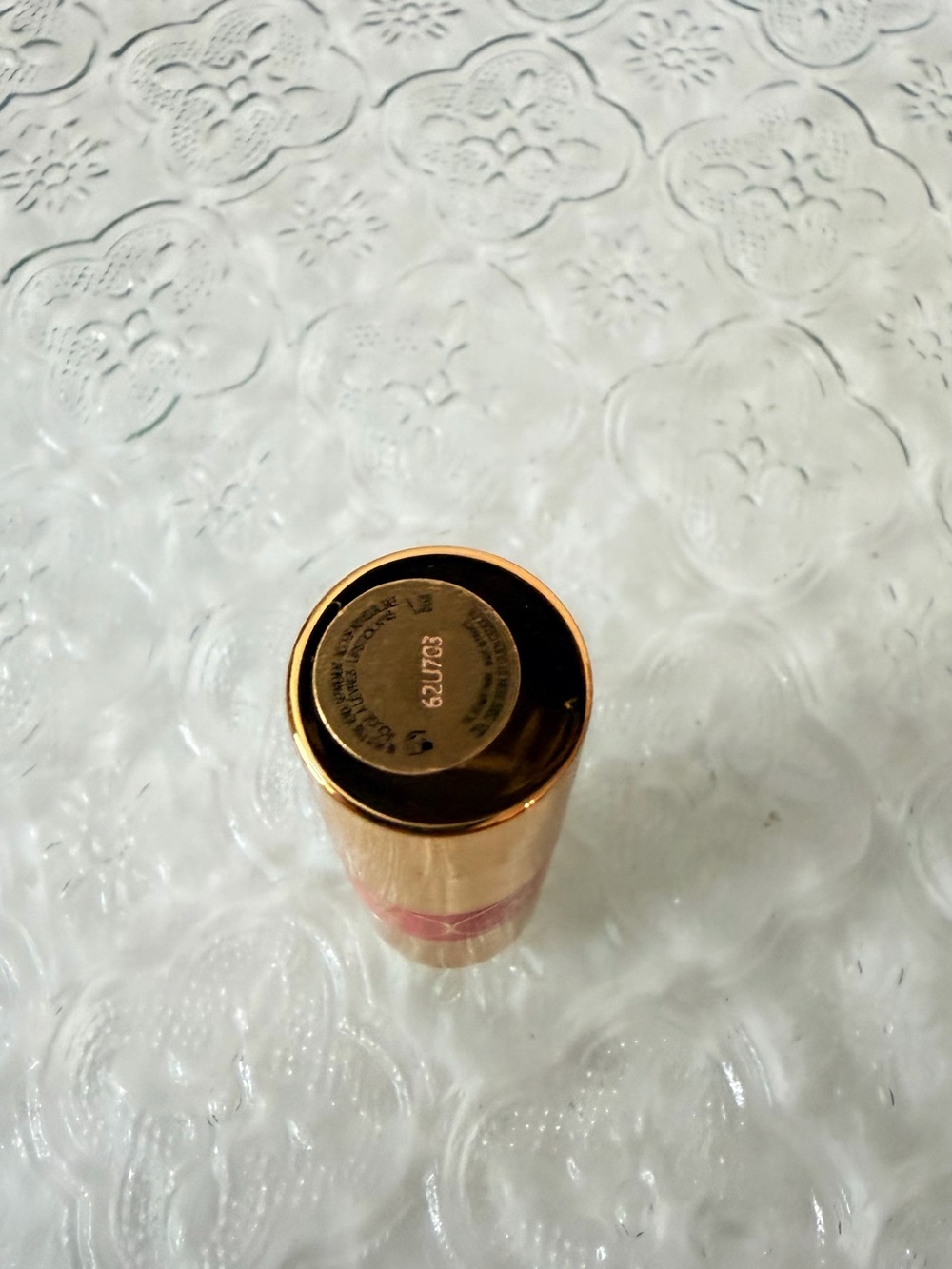 Yves Saint Laurent Red Lipstick - Picture 4 of 5